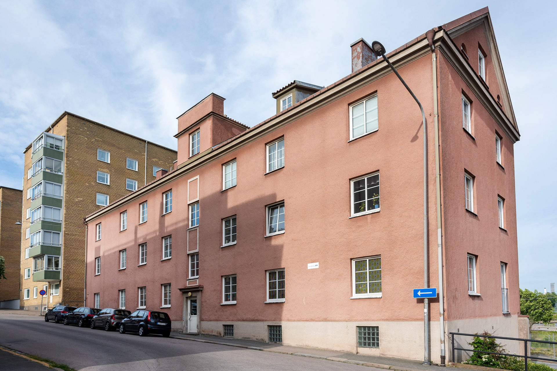 Östergatan 2, Holmgatan 1