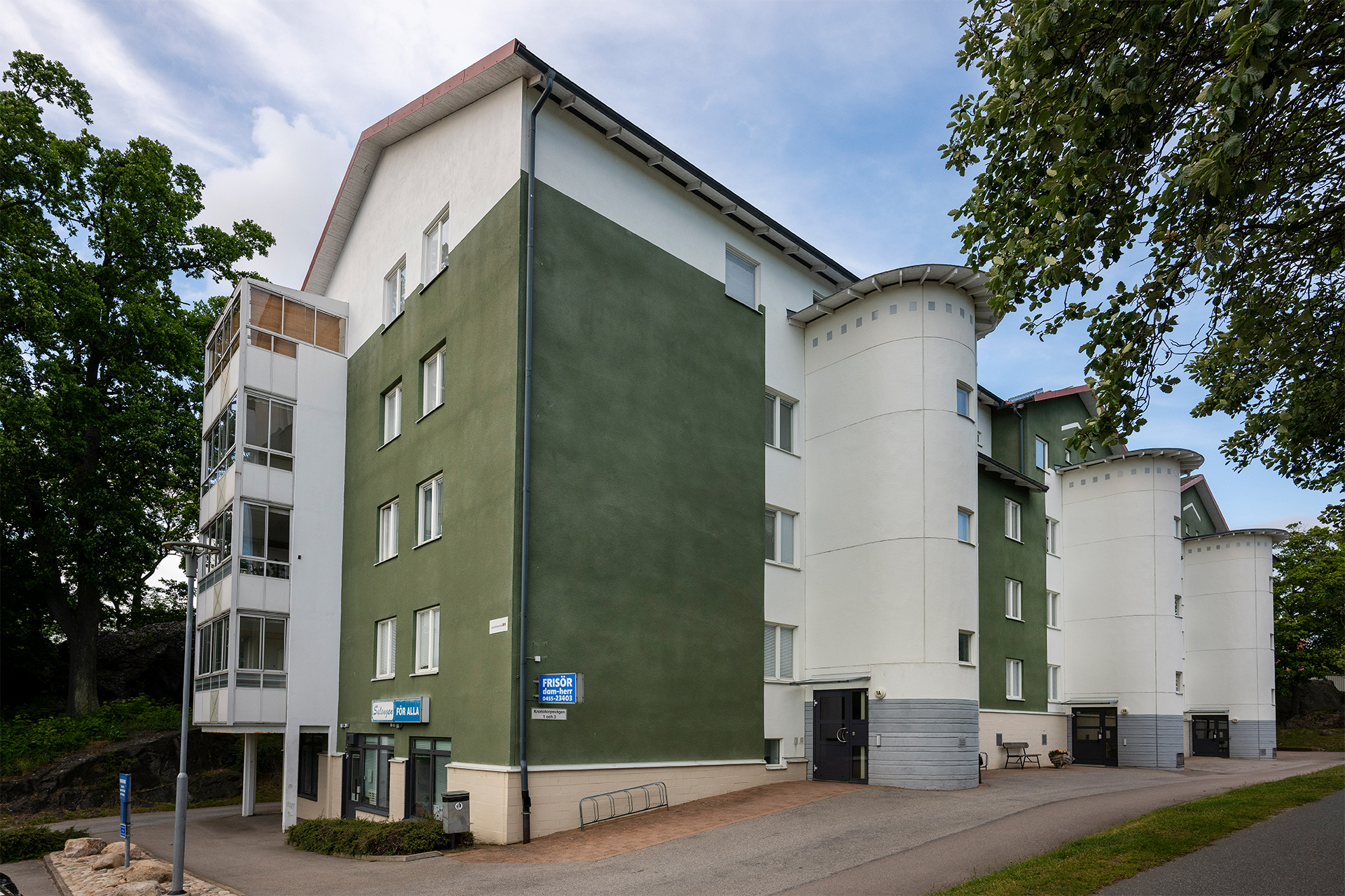 Kronotorpsvägen 1, 3